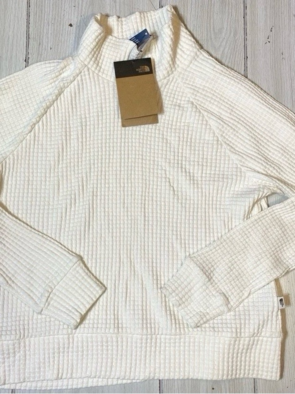 The North Face Women's White Waffle-Knit Mock Neck Pullover Sweater L NEW!